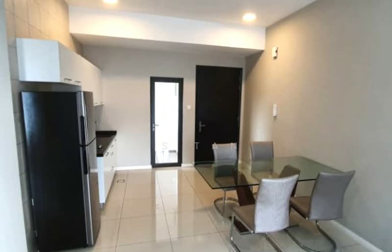 Condominium for Rent at The WaterEdge (Pinggiran Air) - CS Tan - Kitchen - PropertyGuru.com.my