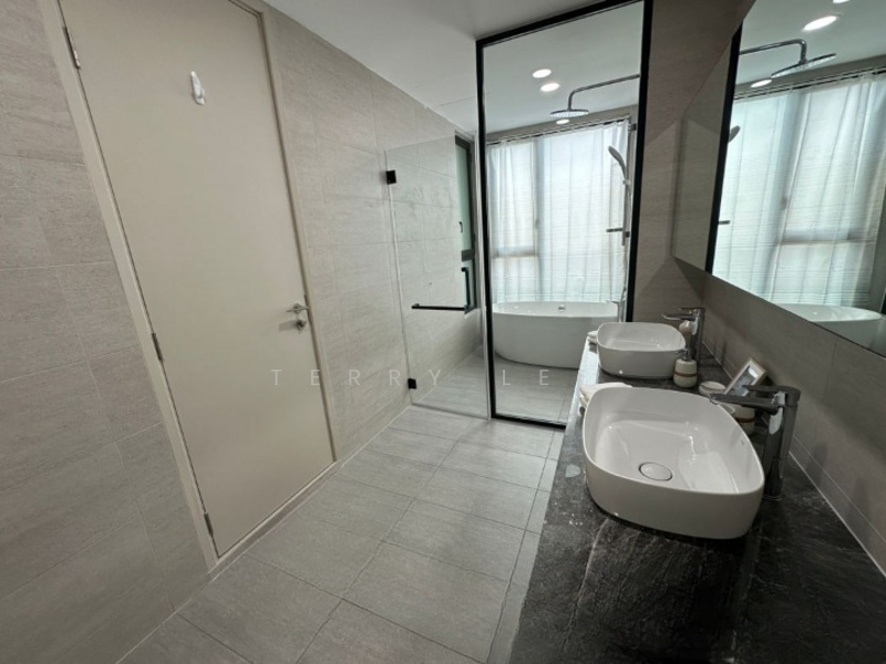 Service Residence for Sale at Residensi Solaris Parq - Terry Lee - Bathroom - PropertyGuru.com.my