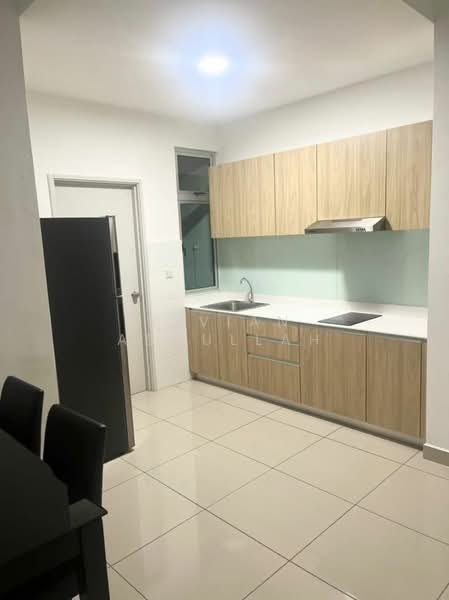 Meridin Bayvue Serviced Apartment untuk Untuk Disewa - RM 2,000 /bulan, Mac 2026 - Kitchen - PropertyGuru.com.my