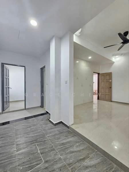 2-storey Terraced House for Sale in Taman Johor Jaya (Johor Bahru) - Grace Chew - Interior - PropertyGuru.com.my