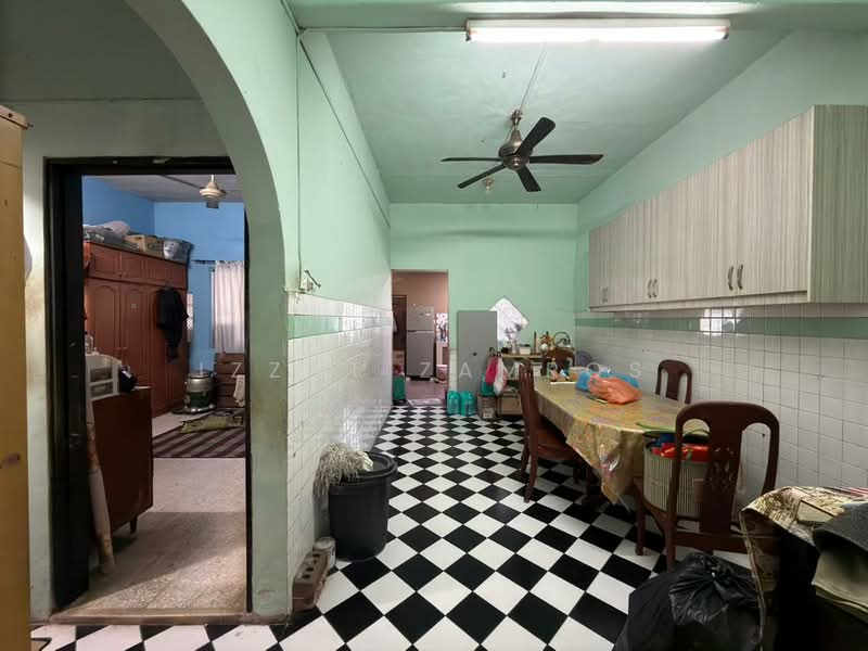 2-storey Terraced House for Sale in Seksyen 11 (Shah Alam) - Izzat Zamros - Interior - PropertyGuru.com.my