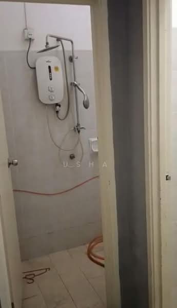 Shop / Office for Rent in Bandar Baru Uda (Tampoi) - Usha - Bathroom - PropertyGuru.com.my