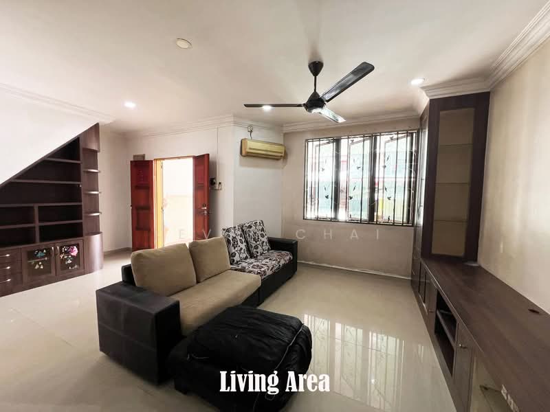 2-storey Terraced House for Sale in Kampar (Perak) - Kevin Chai - Living Room - PropertyGuru.com.my