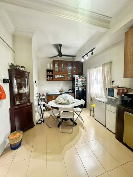 Mutiara Rini Jalan Bakti Corner Lot with Garden Double Storey untuk Untuk Dijual - RM 820,000, Apr 2026 - PropertyGuru.com.my