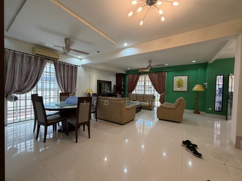 Semi-Detached House for Sale in Desa Ria (Sungai Ara) - Ted Tan - Living Room - PropertyGuru.com.my