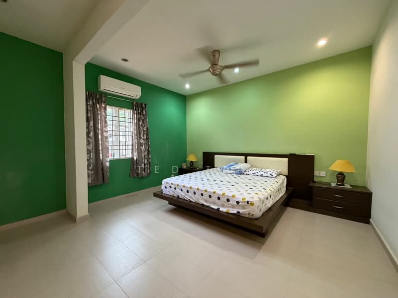 Semi-Detached House for Sale in Desa Ria (Sungai Ara) - Ted Tan - Bedroom - PropertyGuru.com.my