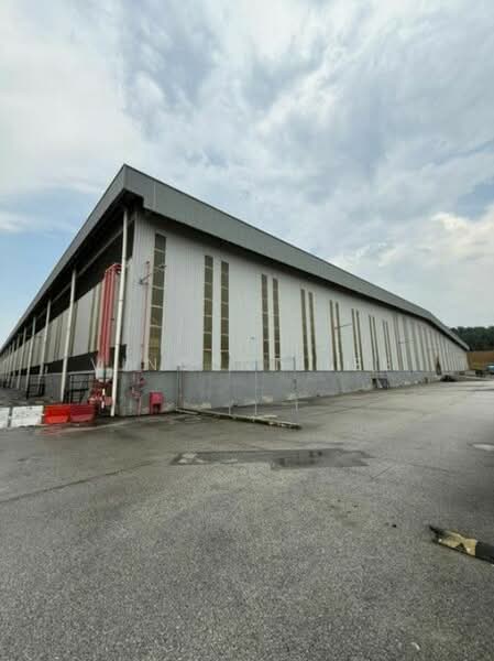 Warehouse for Rent in Puncak Alam (Selangor) - Vincent Lee - Exterior - PropertyGuru.com.my