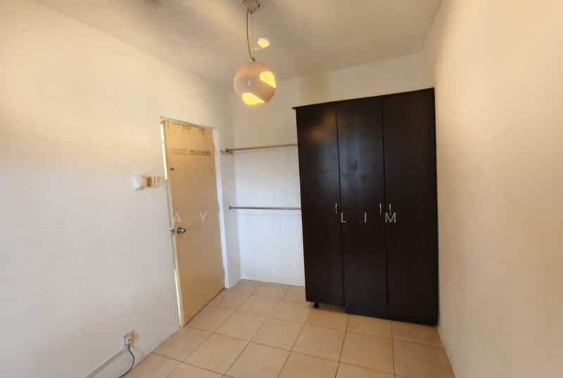 Pelangi Magna untuk Untuk Dijual - RM 210,000, Mac 2026 - Bedroom - PropertyGuru.com.my