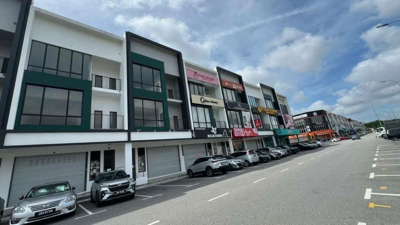 Shop for Rent in Johor Bahru (Johor) - Finn Aw - Exterior - PropertyGuru.com.my