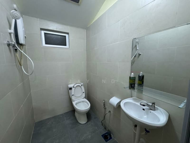 Single Storey Terrace, Sekysen 14, Petaling Jaya untuk Untuk Disewa - RM 2,800 /bulan, Feb 2026 - Bathroom - PropertyGuru.com.my