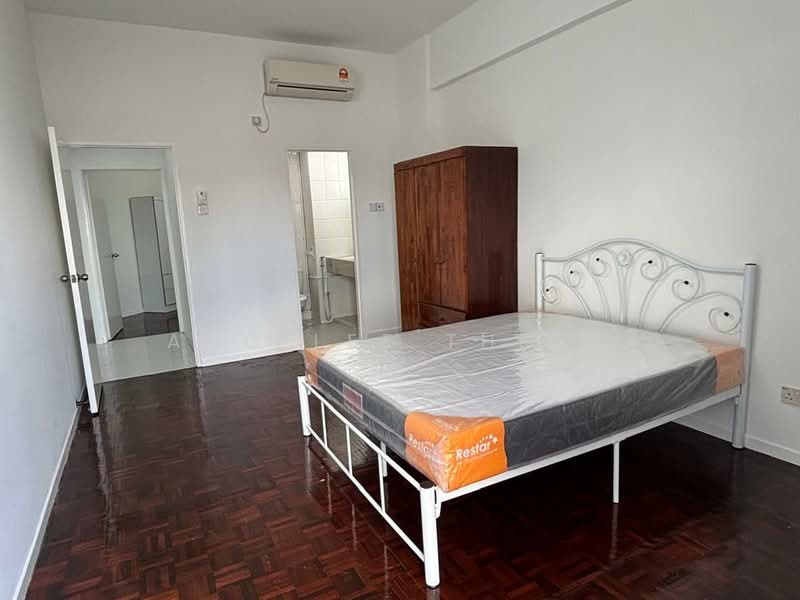 Condominium for Sale at Leader Garden - Ang Lee Theng - Bedroom - PropertyGuru.com.my