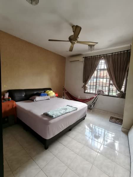 2-storey Terraced House for Sale in Taman Mutiara Rini (Skudai) - Finn Aw - Bedroom - PropertyGuru.com.my