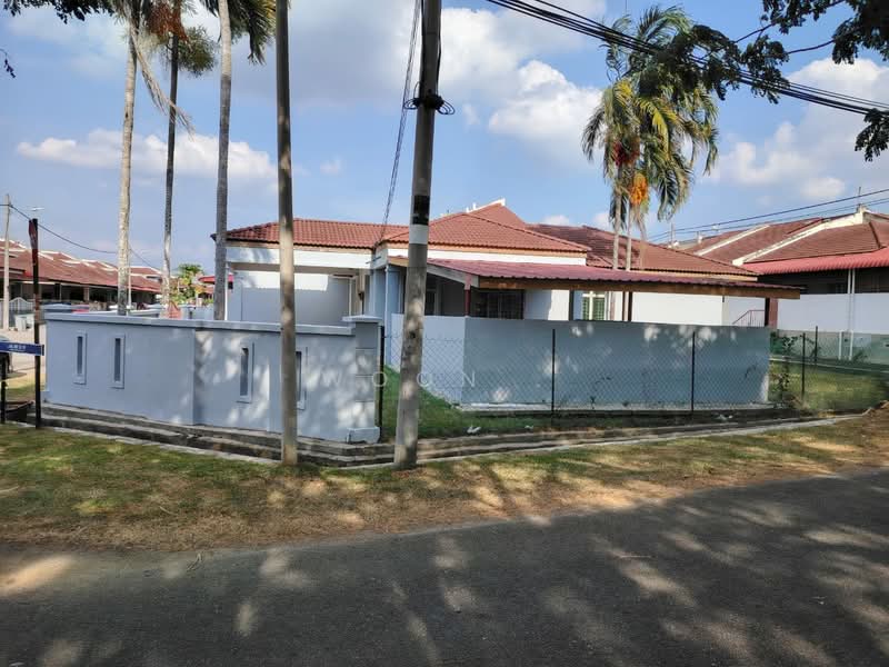 1-storey Terraced House for Rent in Taman Desa Idaman (Durian Tunggal) - Woon . - Exterior - PropertyGuru.com.my