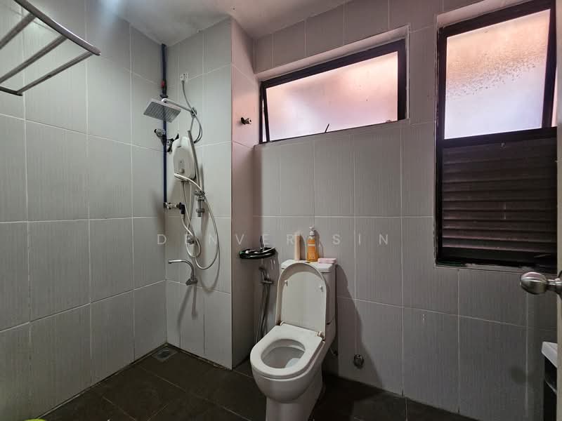 Terraced House for Sale in Alam Damai (Cheras) - Denver Sin - Bathroom - PropertyGuru.com.my
