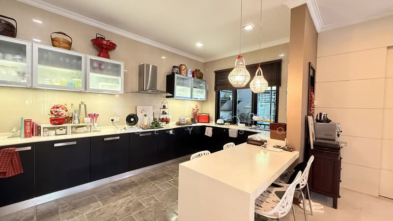 Rumah Berkembar untuk Dijual di Beverly Heights (Ampang) - Jocelyn Soo - Kitchen - PropertyGuru.com.my