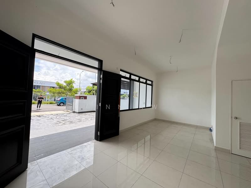 Taman Bukit Kaze untuk Untuk Dijual - RM 698,000, Mac 2026 - Entrance - PropertyGuru.com.my