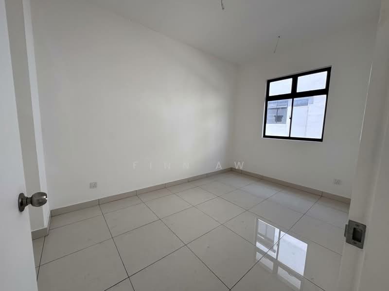 Taman Bukit Kaze untuk Untuk Dijual - RM 698,000, Mac 2026 - Interior - PropertyGuru.com.my