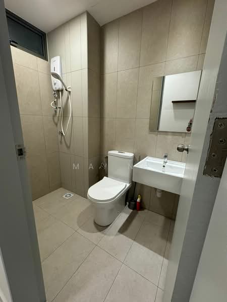 Service Residence for Rent at Kenwingston Platz - May Ng - Bathroom - PropertyGuru.com.my