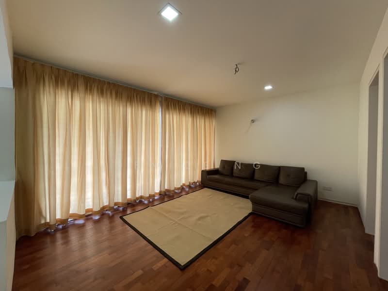3-storey Terraced House for Sale in Seri Kembangan (Selangor) - Denice Ng - Living Room - PropertyGuru.com.my