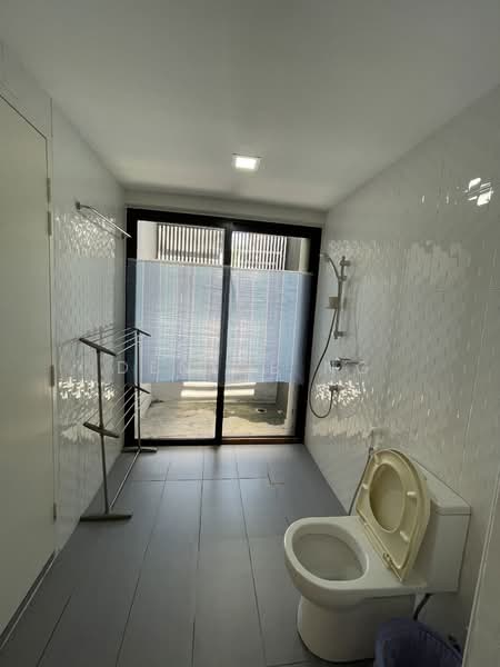 3-storey Terraced House for Sale in Seri Kembangan (Selangor) - Denice Ng - Bathroom - PropertyGuru.com.my