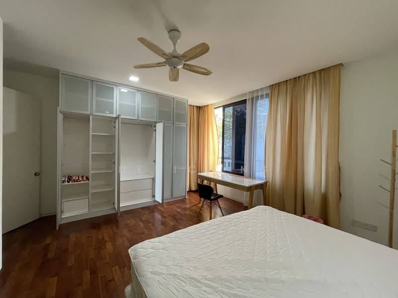 3-storey Terraced House for Sale in Seri Kembangan (Selangor) - Denice Ng - Bedroom - PropertyGuru.com.my