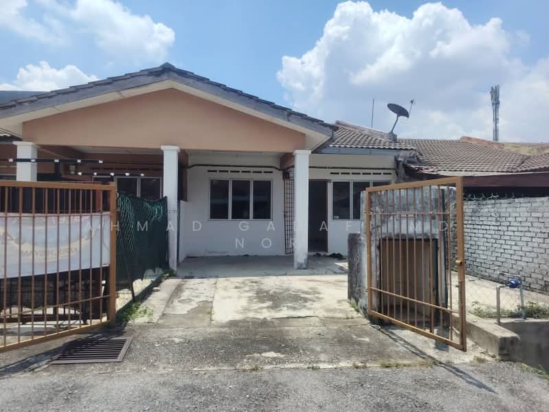 Terraced House for Sale in Rawang (Selangor) - Ahmad Gadafi Md Nor - Exterior - PropertyGuru.com.my
