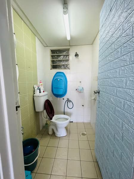 Apartment for Sale at Alam Prima - Asyraf Ismail - Bathroom - PropertyGuru.com.my