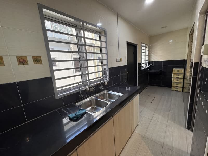 Bandar Botanic Klang untuk Untuk Disewa - RM 2,200 /bulan, Feb 2026 - Kitchen - PropertyGuru.com.my