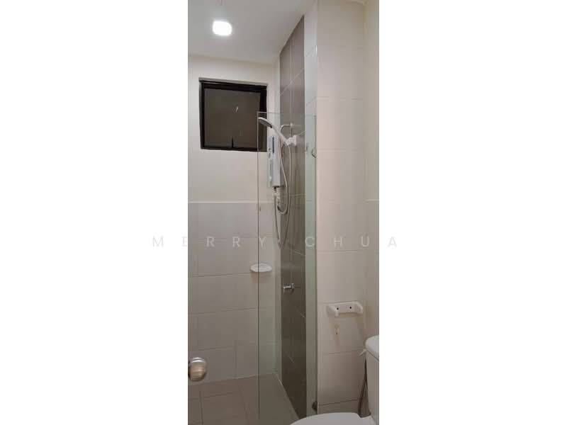 Service Residence for Sale at Jentayu Residensi @ Tampoi - Merry Chua - Bathroom - PropertyGuru.com.my