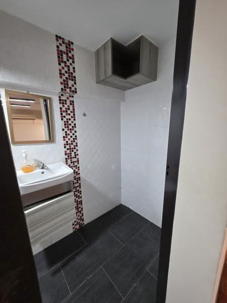 Service Residence for Sale at Empire Subang - Roy Khaw - Bathroom - PropertyGuru.com.my