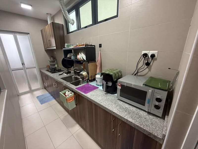 D'Secret Garden (Pangsapuri Kempas Indah) untuk Untuk Disewa - RM 2,500 /bulan, Feb 2026 - Kitchen - PropertyGuru.com.my