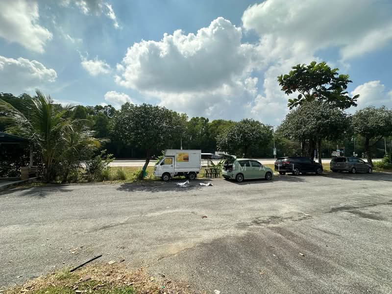 2-storey Terraced House for Sale in Bandar Puncak Alam (Puncak Alam) - Asyraf Ismail - Exterior - PropertyGuru.com.my