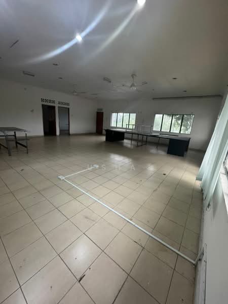 Factory for Rent in Kawasan Perindustrian Tampoi (Johor Bahru) - Usha - Interior - PropertyGuru.com.my