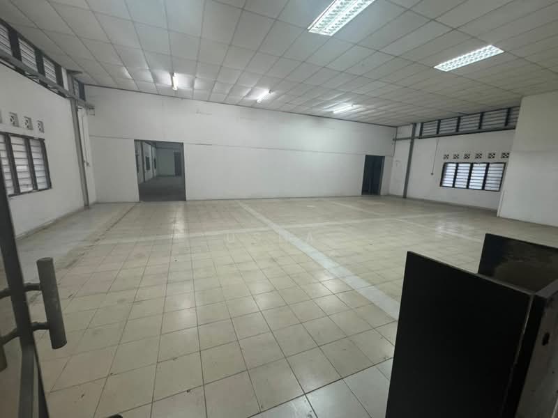 Factory for Rent in Kawasan Perindustrian Tampoi (Johor Bahru) - Usha - Interior - PropertyGuru.com.my
