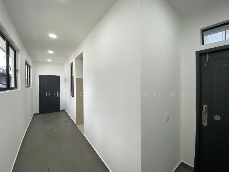 2-storey Terraced House for Sale in Denai Alam (Shah Alam) - Ahmad Gadafi Md Nor - Corridor - PropertyGuru.com.my