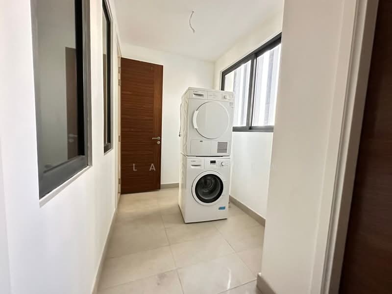 Service Residence for Sale at The Astaka @ 1 Bukit Senyum - Lilara Tiew - Interior - PropertyGuru.com.my