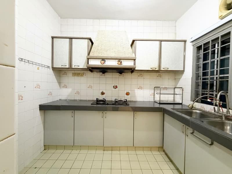 Taman Bukit Setiawangsa untuk Untuk Dijual - RM 960,000, Feb 2026 - Kitchen - PropertyGuru.com.my