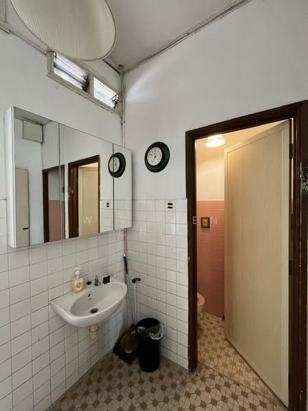 Rumah Teres 1 Tingkat untuk Dijual di Seksyen 14 (Petaling Jaya) - Wei Shen Chin - Bathroom - PropertyGuru.com.my
