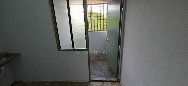 Taman Cempaka untuk Untuk Dijual - RM 125,000, Feb 2026 - Interior - PropertyGuru.com.my