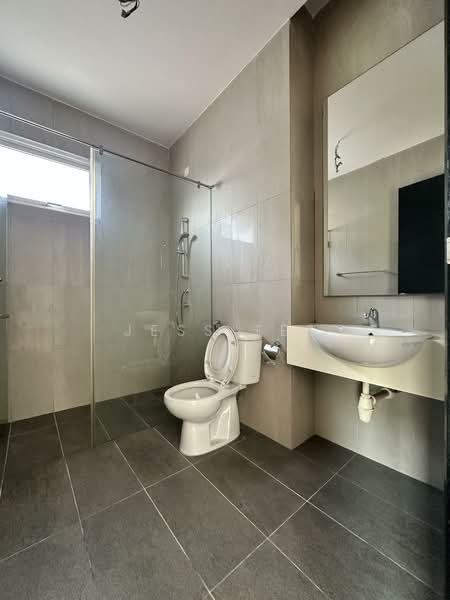 Bungalow for Sale in Bukit Jelutong (Shah Alam) - Jess Tee - Bathroom - PropertyGuru.com.my