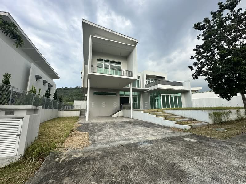 Bungalow for Sale in Bukit Jelutong (Shah Alam) - Jess Tee - Exterior - PropertyGuru.com.my