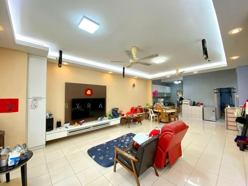 2-storey Terraced House for Sale in Bandar Bukit Puchong (Puchong) - Asyraf Ismail - Living Room - PropertyGuru.com.my