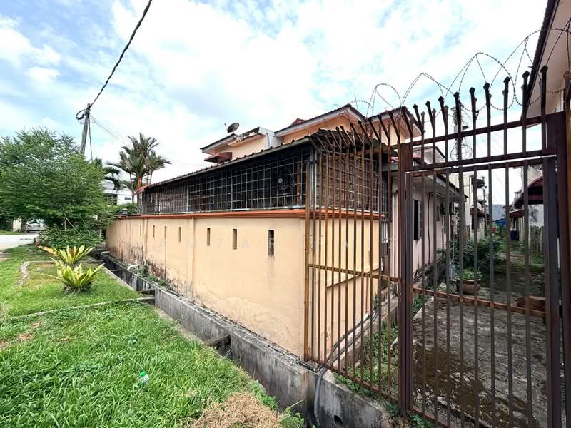 2-storey Terraced House for Sale in Bandar Damai Perdana (Cheras) - Amzar Faiz - Exterior - PropertyGuru.com.my