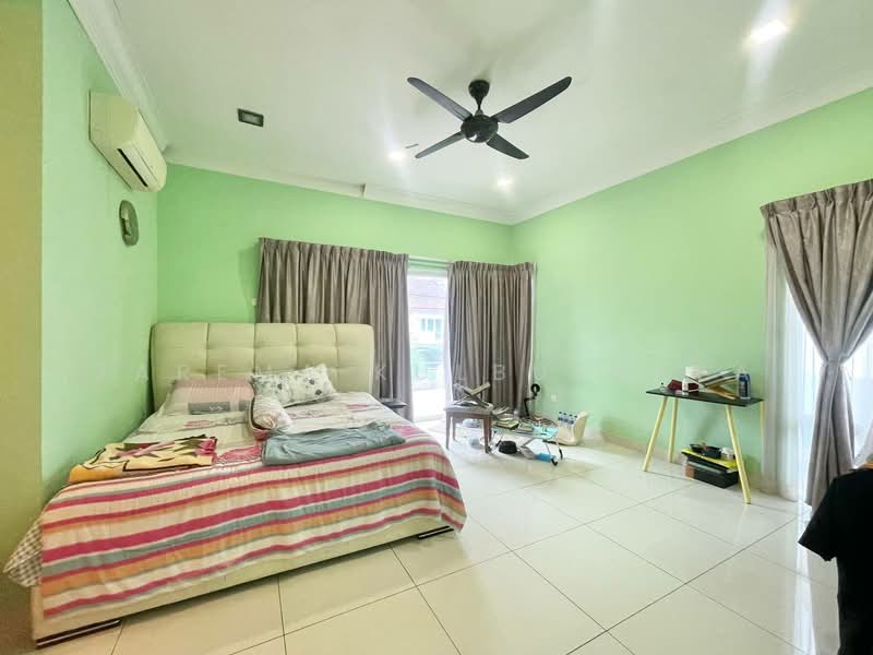 Bungalow for Sale in Bandar Baru Bangi (Selangor) - Zarema Kulbuzheva - Bedroom - PropertyGuru.com.my