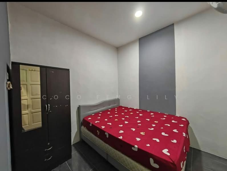 1-storey Terraced House for Sale in Taman Abad (Johor Bahru) - Coco Feng Lily - Bedroom - PropertyGuru.com.my
