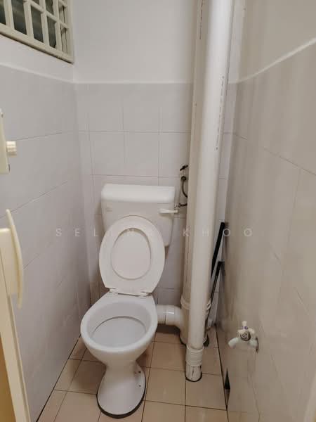 Flat for Sale at Green Garden - Selina Khoo - Bathroom - PropertyGuru.com.my