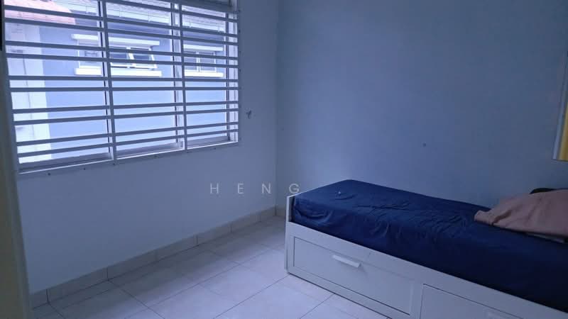 1-storey Terraced House for Rent in Johor Bahru (Johor) - Heng . - Bedroom - PropertyGuru.com.my