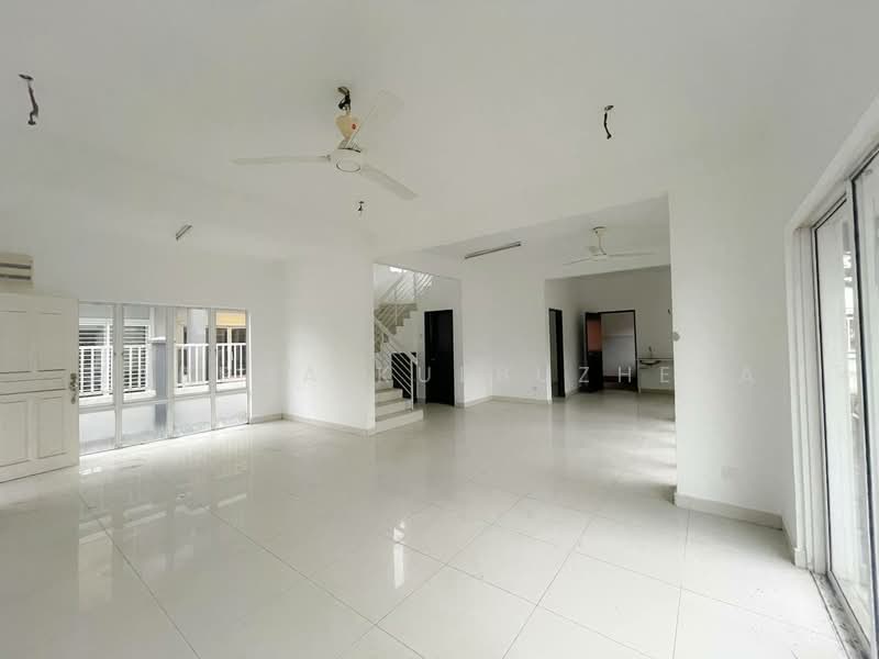 Bungalow for Sale in Bandar Baru Bangi (Selangor) - Zarema Kulbuzheva - Living Room - PropertyGuru.com.my