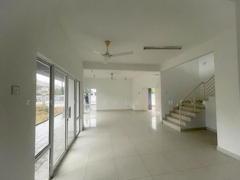 Bungalow for Sale in Bandar Baru Bangi (Selangor) - Zarema Kulbuzheva - Living Room - PropertyGuru.com.my
