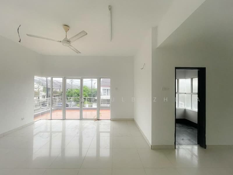 Bungalow for Sale in Bandar Baru Bangi (Selangor) - Zarema Kulbuzheva - Living Room - PropertyGuru.com.my